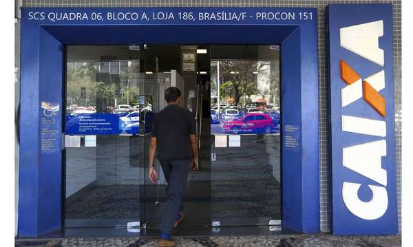 Agências da Caixa abrem duas horas mais cedo nesta segunda-feira