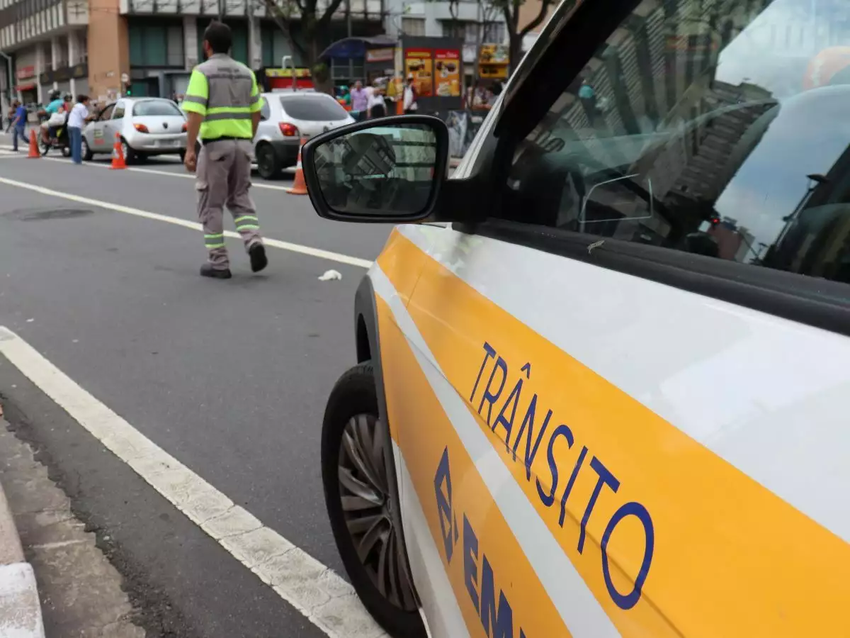 Avenida Francisco Glicério e Rua da Abolição