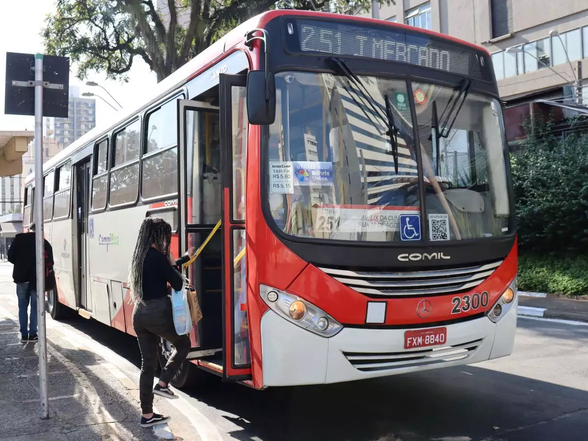 Emdec promove ajuste em itinerário da linha 251